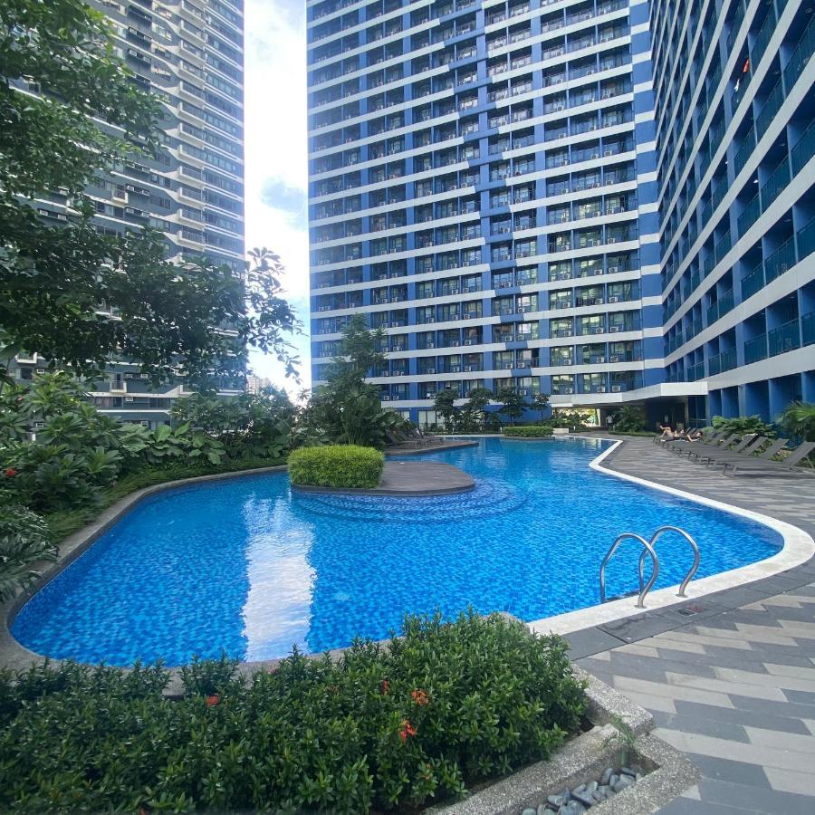 Air Residences 4439 San Pedro Makati Exterior foto